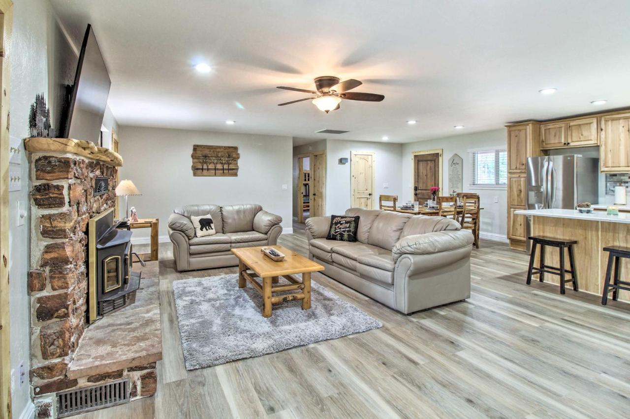 Pinetop Creekside Cabin Secret Game Room! Exteriér fotografie